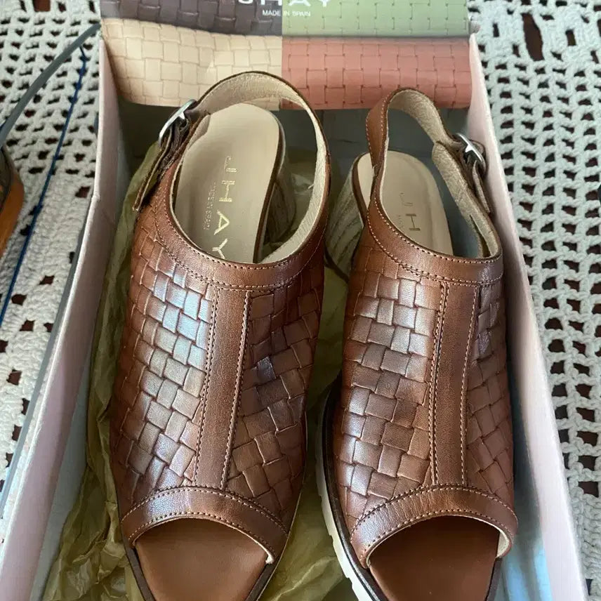 [BUNJANG] J.HAY Brown Woven Strap Sandals (235) / J.HAY 브라운 위빙 스트랩 샌들 235(스페인)