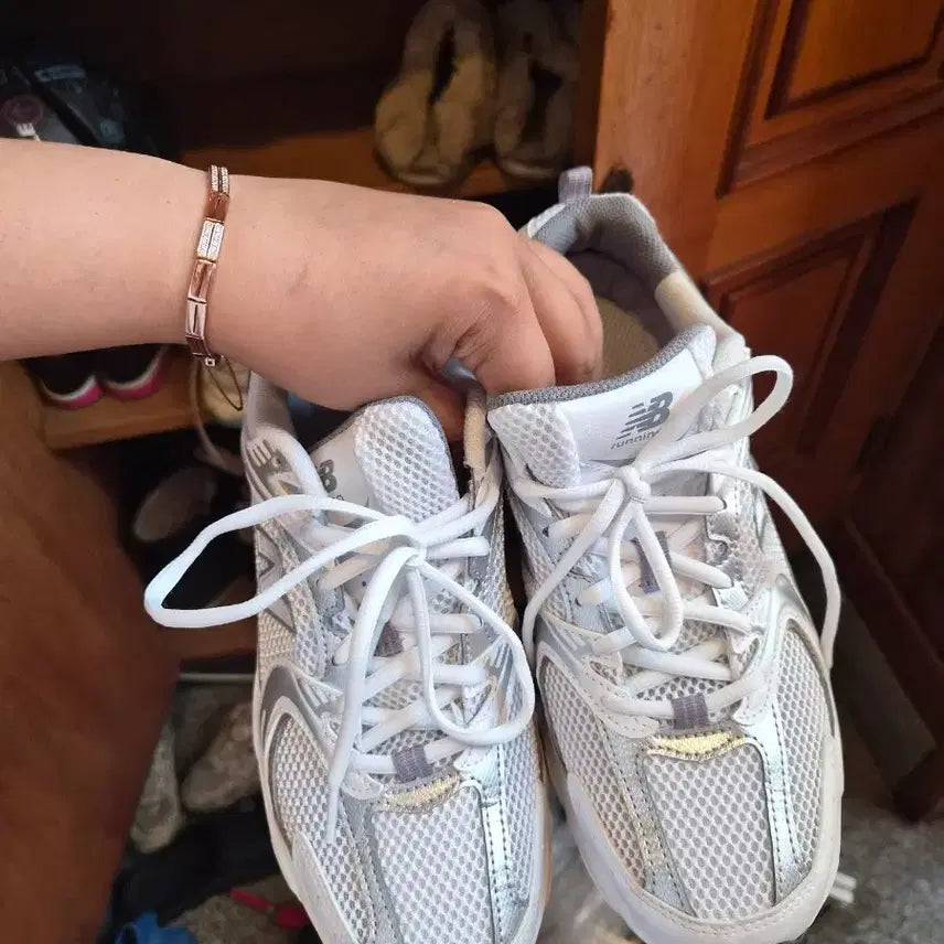 [BUNJANG] New Balance 530 Silver Sneakers (260mm) / 뉴발란스 530 실버 260mm