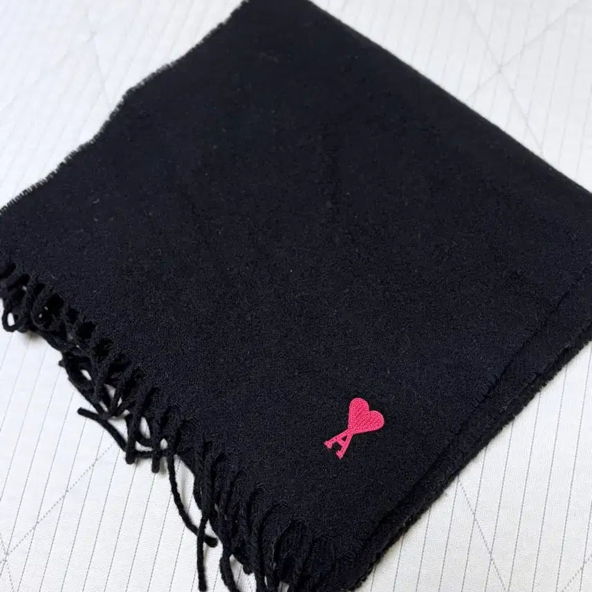 [BUNJANG] Authentic Ami Heart Logo Wool Scarf Black / [정품] 아미 하트 로고 울 머플러 블랙