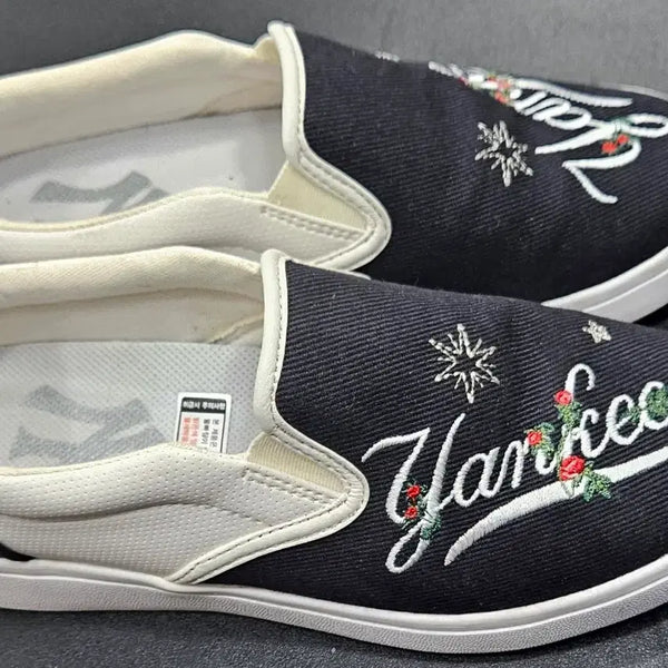 [BUNJANG] MLB New York Yankees Embroidered Slip-On Sneakers (230) / MLB 슈퍼 스키드 뉴욕 양키스 자수 슬립온 230