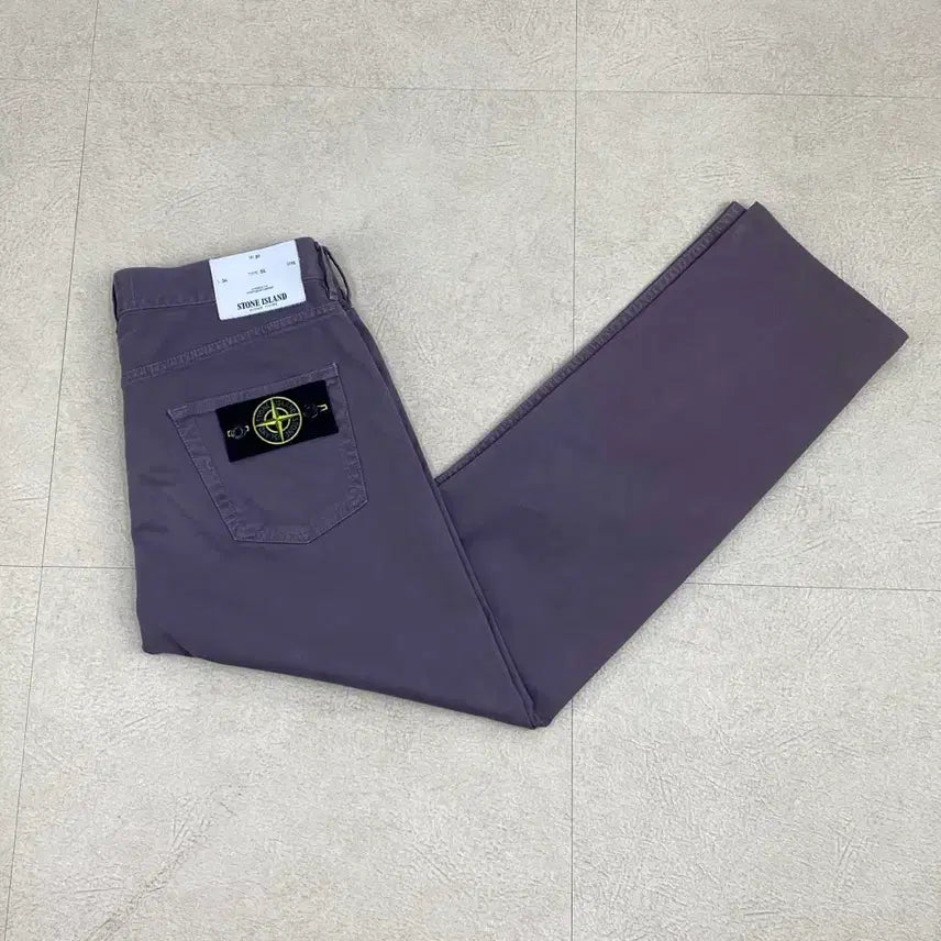 [BUNJANG] Stone Island Back Logo Badge Chino Pants / 스톤아일랜드 백와펜 치노 팬츠 (30)