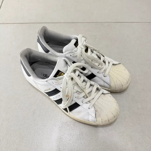 [BUNJANG] Adidas Superstar Shoes / 아디다스 슈퍼스타230 (크게나옴)