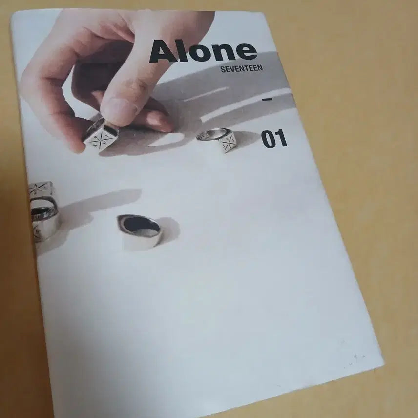 [BUNJANG] SEVENTEEN 4th Mini Album 'Alone 01' / 세븐틴의 네번째 미니앨범 'Alone 01' 입니다
