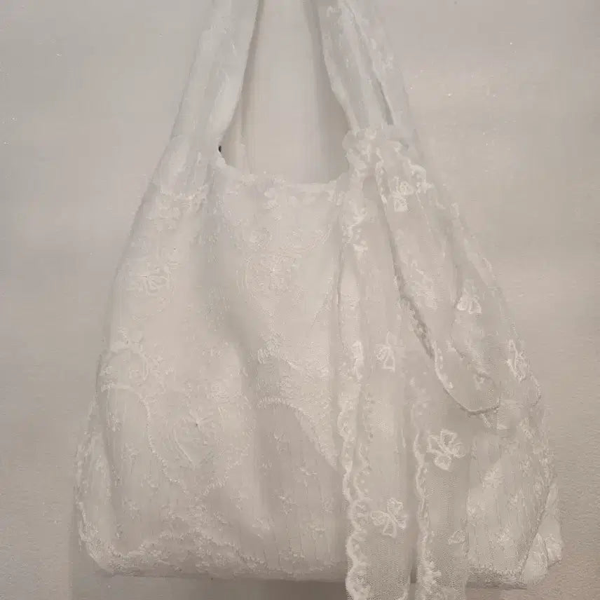 [BUNJANG] White Lace Shoulder Bag / 화이트 레이스 숄더백(새상품)