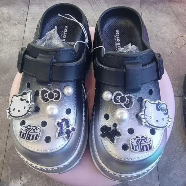 [BUNJANG] Hello Kitty Sandals Black Silver 240 / 헬로키티 샌들 블랙 실버 240