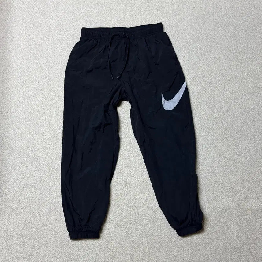 [BUNJANG] Nike L Essential Mid-Rise Woven Pants / 나이키 L 에센셜 미드라이즈 우븐 팬츠