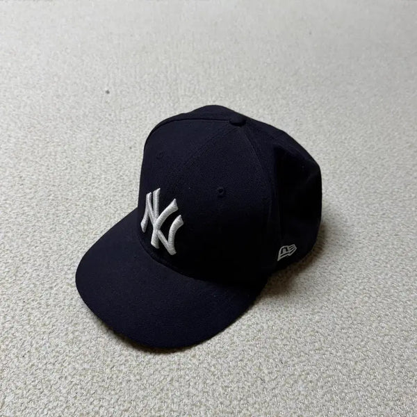 [BUNJANG] New Era Vintage New York Yankees Hat / 뉴에라 빈티지 뉴욕양키스 모자
