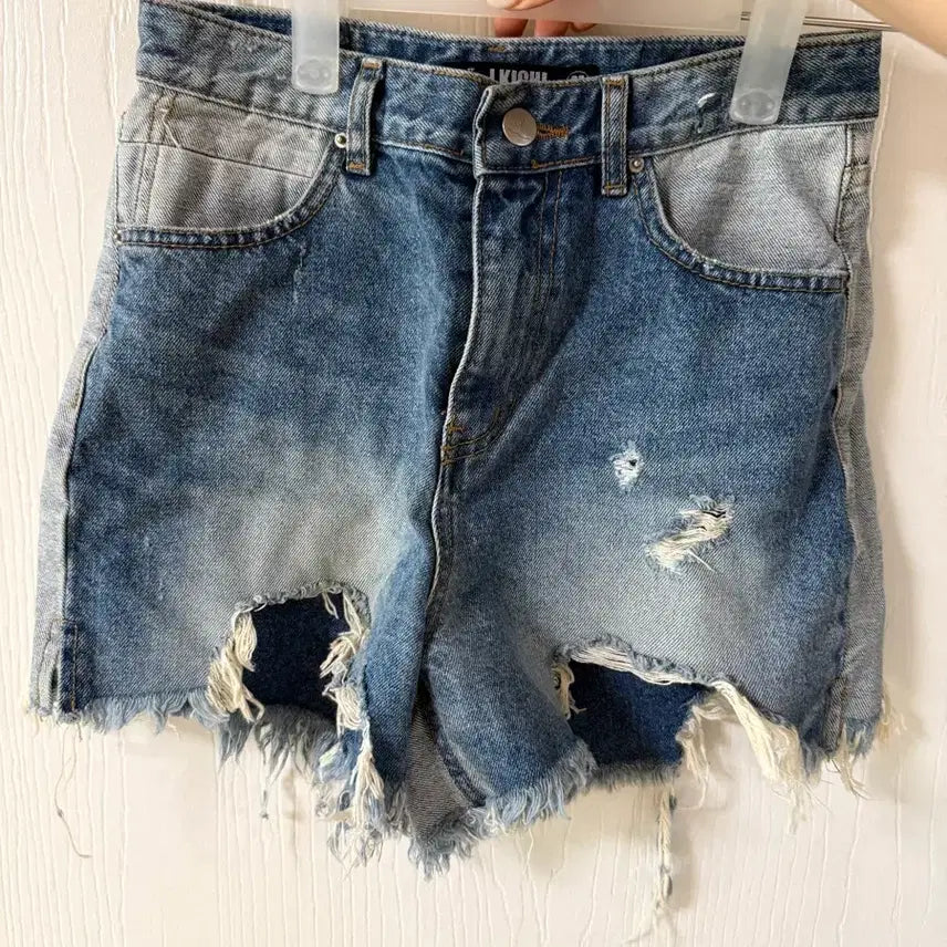 [BUNJANG] Two-Tone Denim Cut-Off Shorts / 투톤 데님 반바지