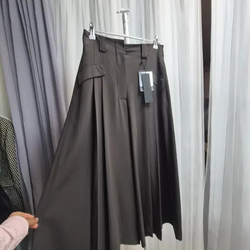 [BUNJANG] Karl Lagerfeld Culotte Pants / 칼라거펠드 팬츠 슬랙스 큐롯팬츠 치마바지 칼라거펠트