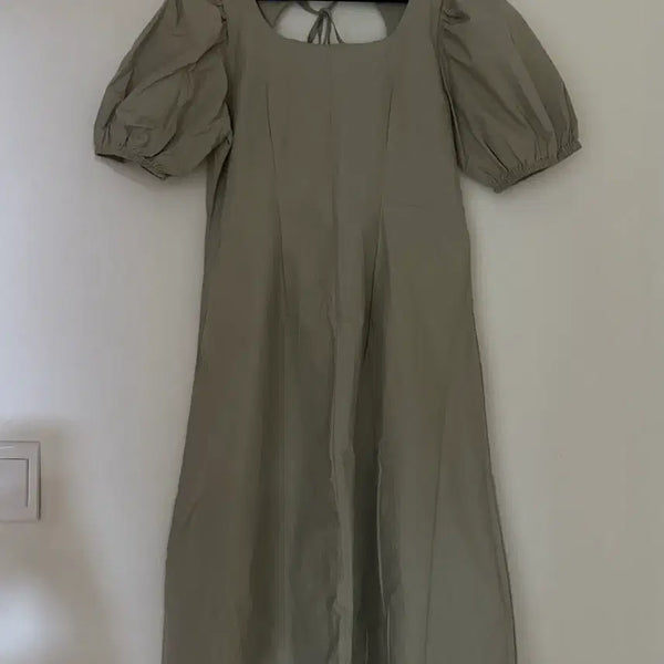 [BUNJANG] Khaki Balloon Sleeve Square Neck Dress / 연카키 벌룬 소매 스퀘어넥 원피스