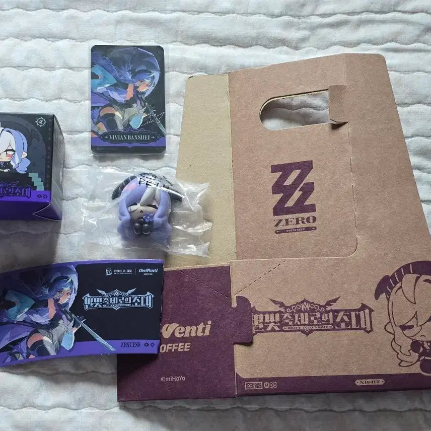 [BUNJANG] Theventi Vivian Figure Photocard Cup Holder Tray Bundle Set / [바로배송] 젠존제 더벤티 비비안 피규어 포토카드 컵홀더 트레이