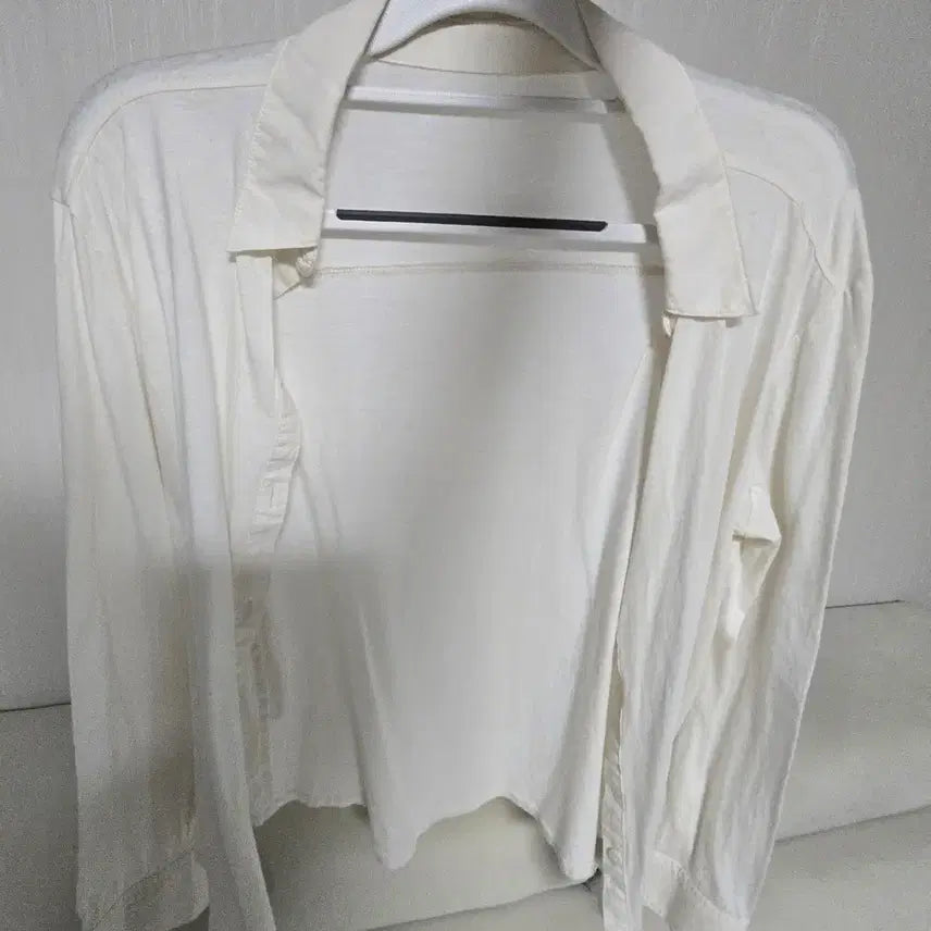 [BUNJANG] Basic Ivory Shirt / 셔츠 아이보리색