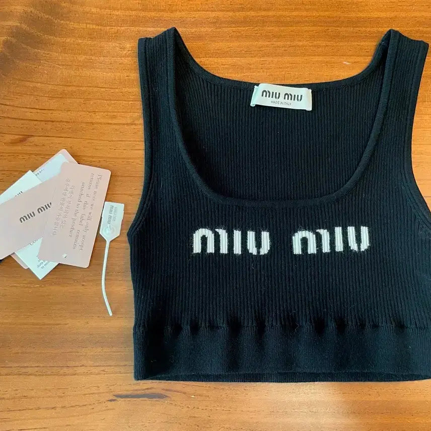 [BUNJANG] Miu Miu Viscose Knit Top Black / 미우미우 니트 비스코스 탑 블랙
