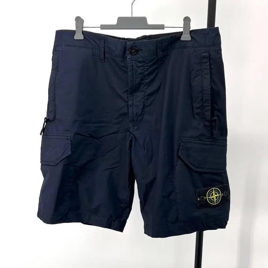 [BUNJANG] Stone Island Logo Patch Cargo Shorts (Size 33) / [33사이즈] 스톤아일랜드 와펜 카고 반바지 팬츠
