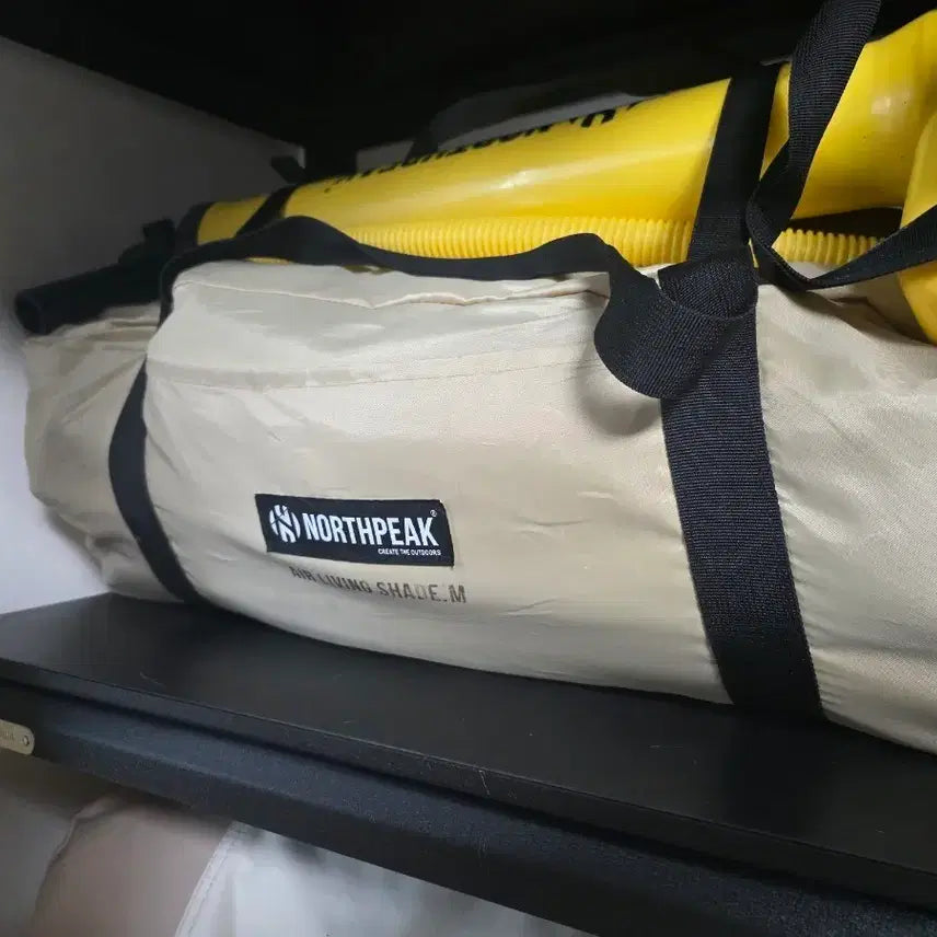 [BUNJANG] North Peak Air Tent Shade M Size / 노스피크 에어 텐트 쉐이드 M 사이즈 팝니다