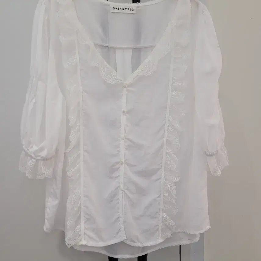 [BUNJANG] Skinny Pig White Lace Summer Blouse / 스키니피그 화이트 레이스 여름 블라우스 55~66