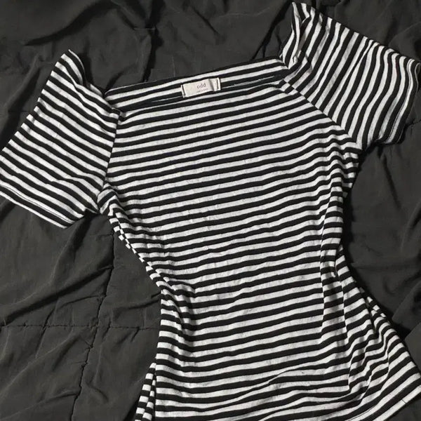 [BUNJANG] Off-Shoulder Striped Short-Sleeve T-Shirt / 오프숄더 줄무늬 반팔 티셔츠