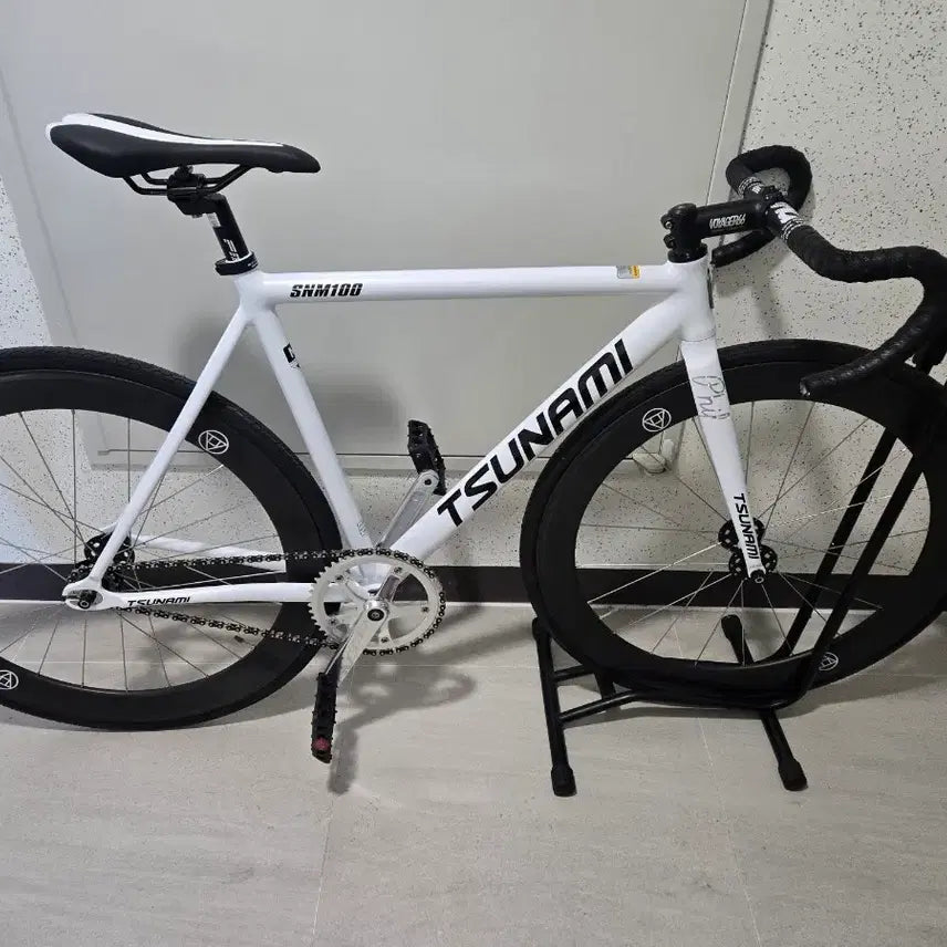 [BUNJANG] Tsunami SNM100 Fixed Gear Bicycle - White, SL60 Rims / SNM100 쓰나미 화이트 sl60림 개급처