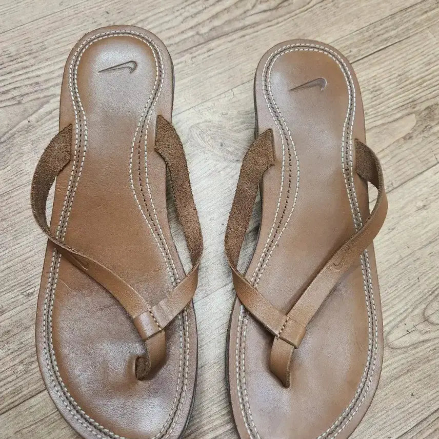 [BUNJANG] Nike Leather Slides Sandals Brown / 나이키가죽쪼리