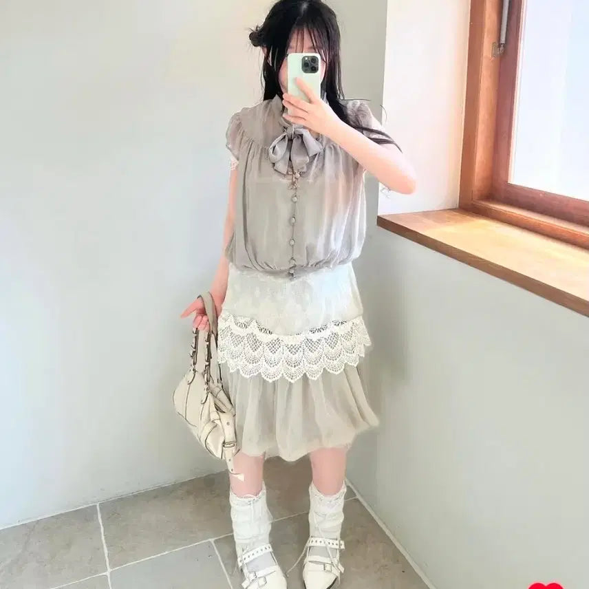 [BUNJANG] Wise Girl Lovely Vintage Blouse / 와이즈걸 빈티지 블라우스 카메 카모메산장 코모레비 지구네 모리노가토 코코모리 미라이클립 닛시 미코하우스 스윙잉서울
