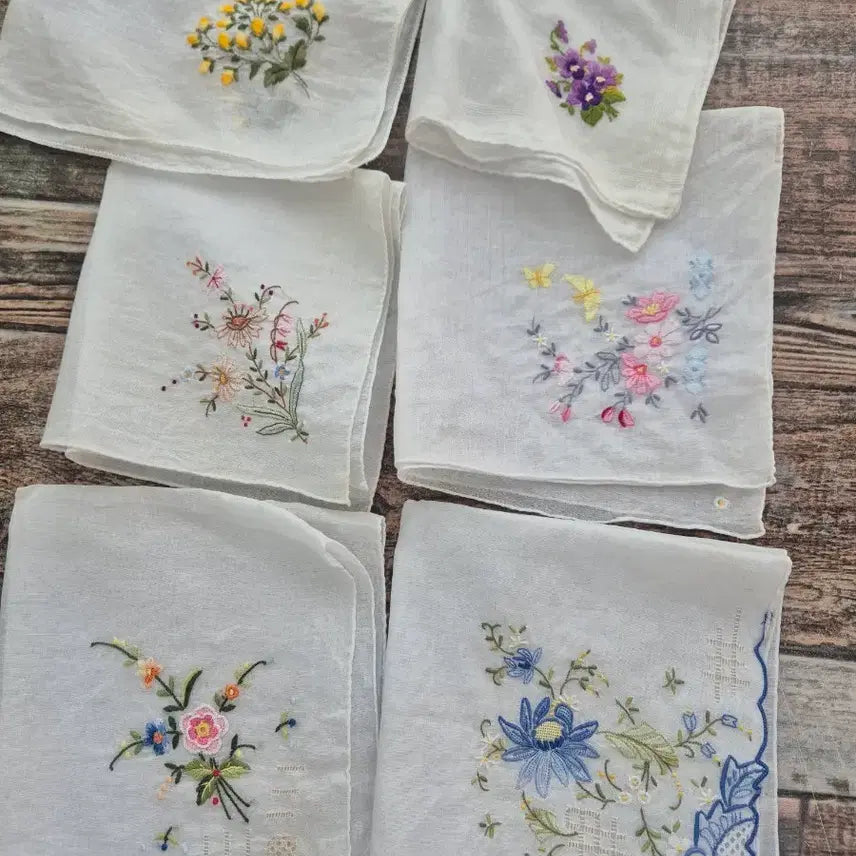 [BUNJANG] Embroidered Handkerchief Set - Floral Pattern / 자수 손수건  플라워 패턴