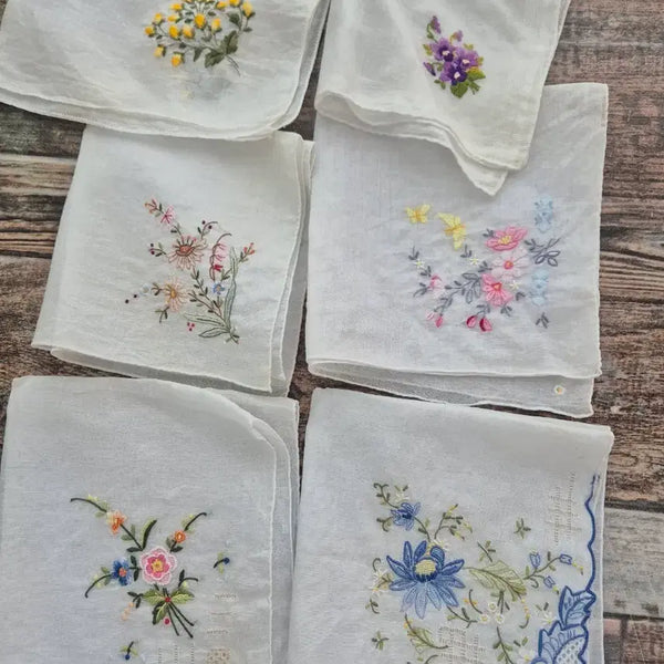 [BUNJANG] Embroidered Handkerchief Set - Floral Pattern / 자수 손수건  플라워 패턴