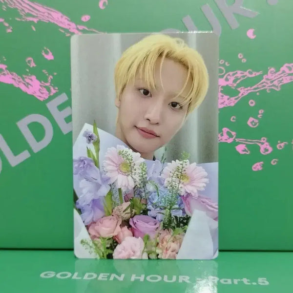 [BUNJANG] ATEEZ Seonghwa GOLDEN HOUR : Part.5 BAD TOKTOQ Lucky Draw Bouquet Ver. / 에이티즈 꽃다발 성화 - 톡큐 특전