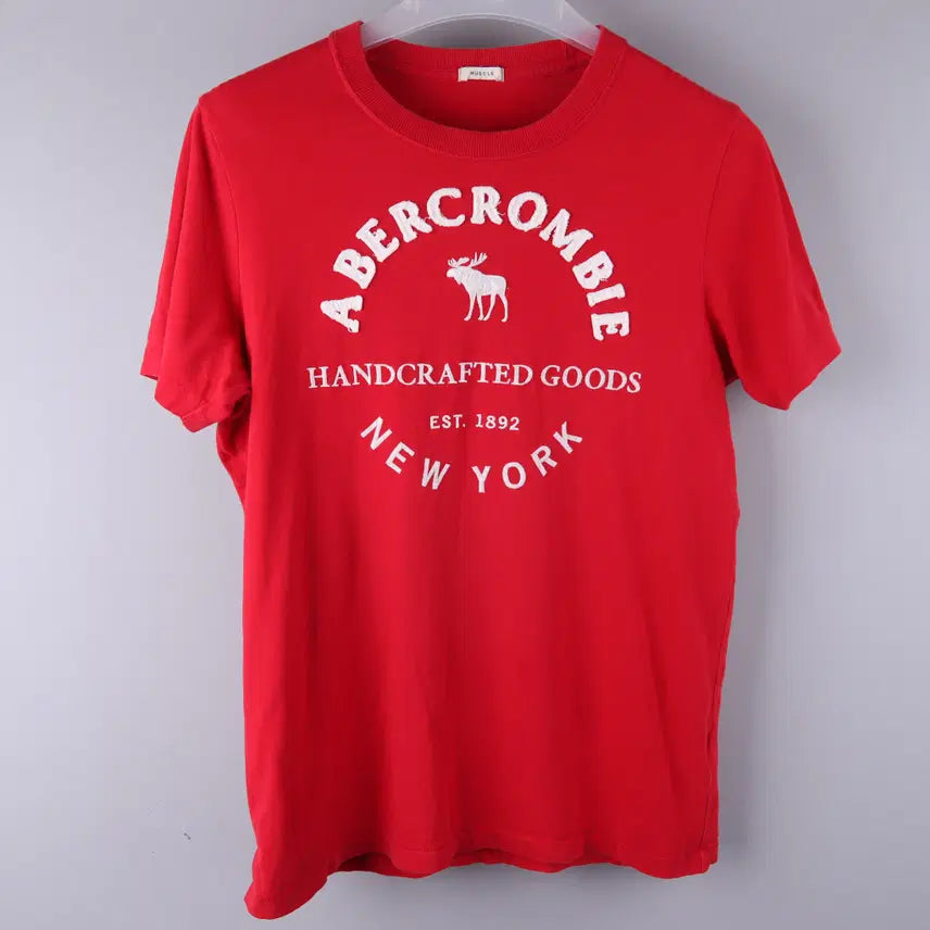 [BUNJANG] Abercrombie & Fitch Embroidered Short Sleeve T-Shirt Red (M) / 아베크롬비 앤 피치 자수 반팔티 레드 (M)