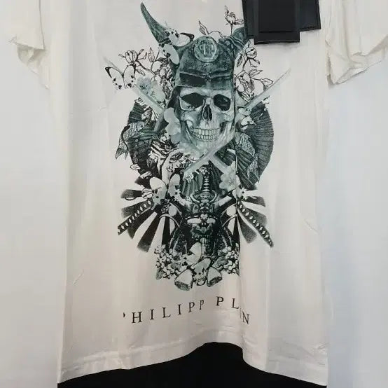 [BUNJANG] Philipp Plein White Skull Print T-Shirt / 필립플레인화이트 스컬 프린팅 반팔티
