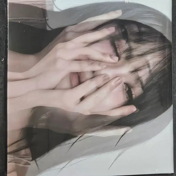 [BUNJANG] Yuju 'First Love is a Curse' First Version Album (Sealed) / 유주 첫사랑은 저주다 first 버젼 미개봉 양도
