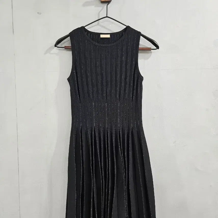 [BUNJANG] Alaia Dress (Medium) / 알라이아 원피스 (m)