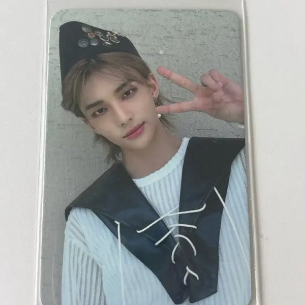 [BUNJANG] Stray Kids SKZ Maxident Aladdin POB Hyunjin Photocard / 스트레이키즈 스키즈 maxident 알라딘 미공포 현진 포카 판매