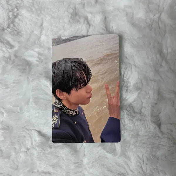 [BUNJANG] BTS V Arirang Weverse Lucky Draw Photocard / 아리랑 위버스 럭드 뷔