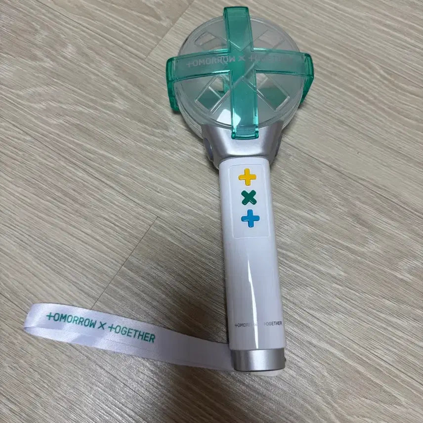 [BUNJANG] TXT Version 1 Lightstick / 투바투 모아봉 구버전