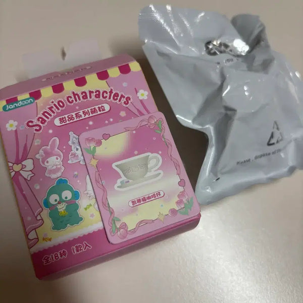 [BUNJANG] Sanrio Mini Cafe Dessert Series Kitty Figure / 산리오 미니 카페 디저트 시리즈 (키티)