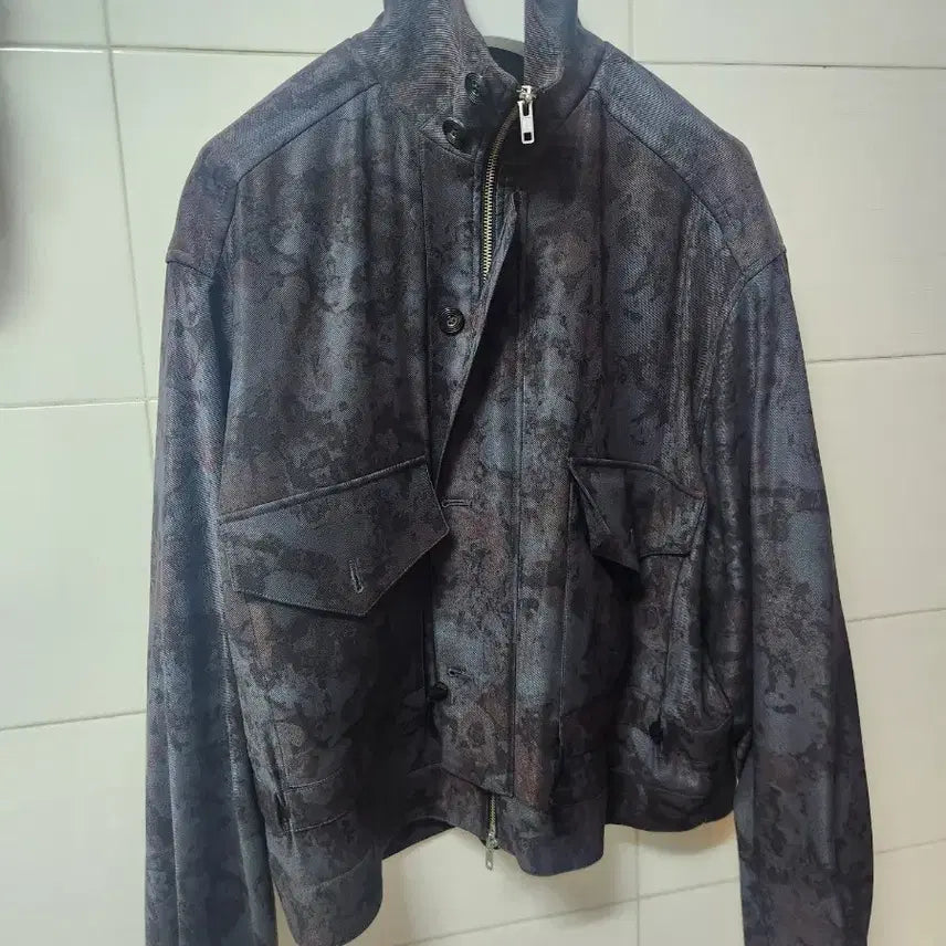 [BUNJANG]  Elwood Camo Flower Pattern Zip-Up Jacket / 엘무드 카모플라워 패턴 집업자켓