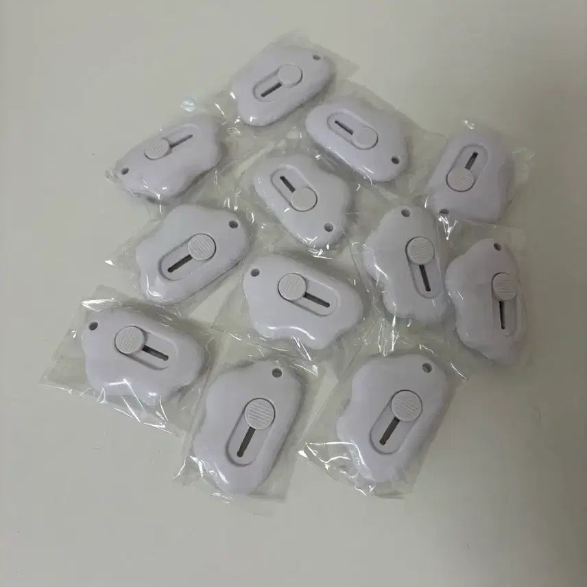 [BUNJANG] White Cloud Knives (Set of 4) / 흰색 구름칼 4개씩
