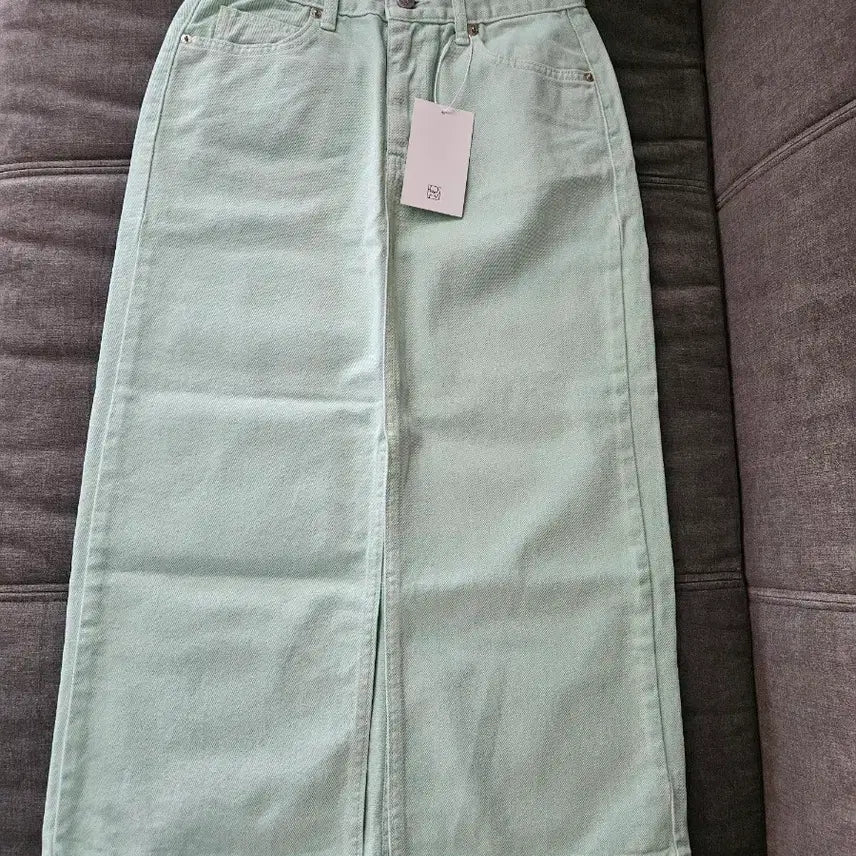 [BUNJANG] Flow Jeans Balanced Fit Denim Long Skirt (Mint Melon, Size M) / [새상품/정품] 플로우진 민트 메론 데님 롱스커트 밸런스드핏 (M)
