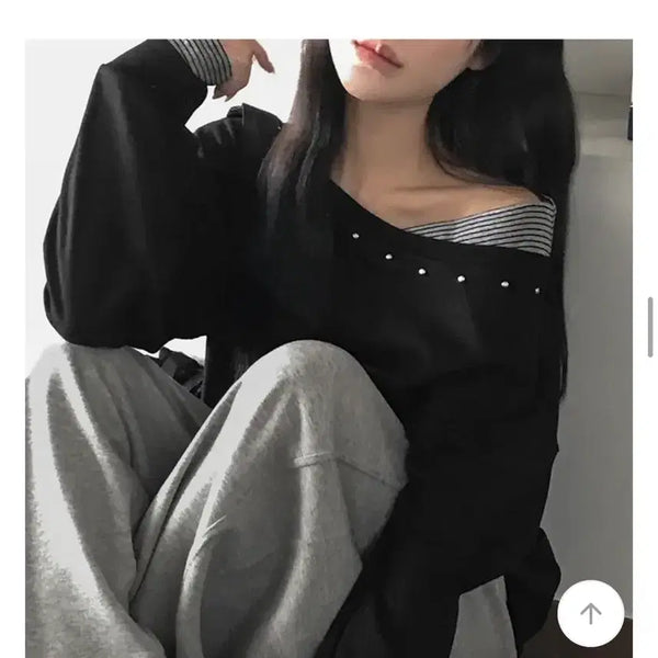 [BUNJANG] ONE OFF Striped Layered Asymmetrical Sweatshirt / 에이블리/원오프 단가라 레이어드 언발 맨투맨(원숄더