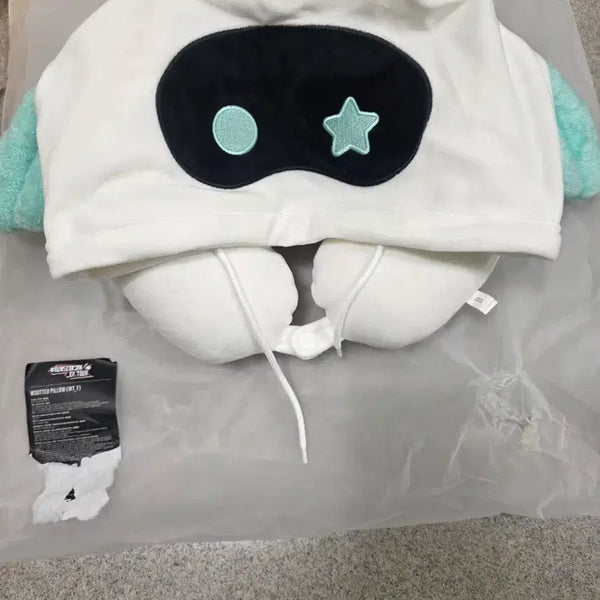 [BUNJANG] BTS Jin Run Jin Tour Character Neck Pillow / 방탄소년단 진의 '런석진 투어캐릭터 목베개입니다