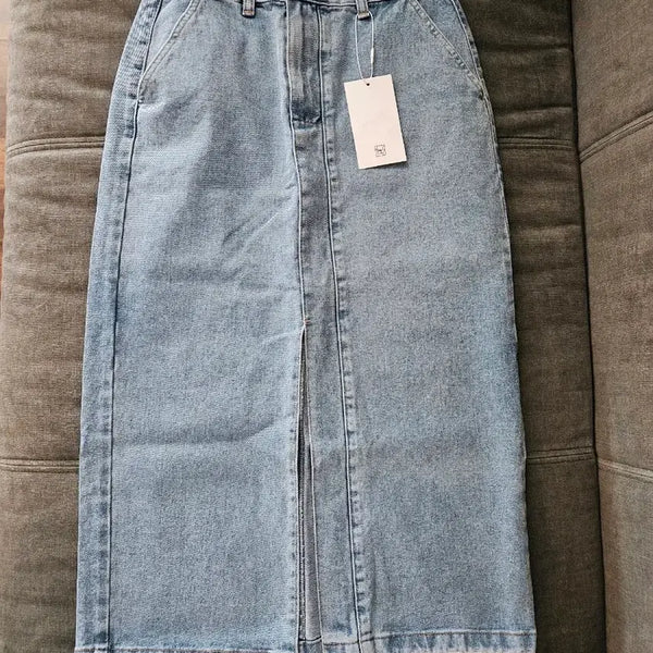 [BUNJANG] Flow Jeans Blue Letter Denim Long Skirt Balanced Fit (S) / [새상품/정품] 플로우진 블루레터 데님 롱스커트 밸런스드핏 (S)
