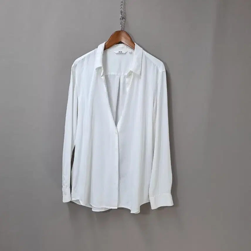 [BUNJANG] Uniqlo White Cotton Shirt / 유니클로 후들면  화이트 셔츠