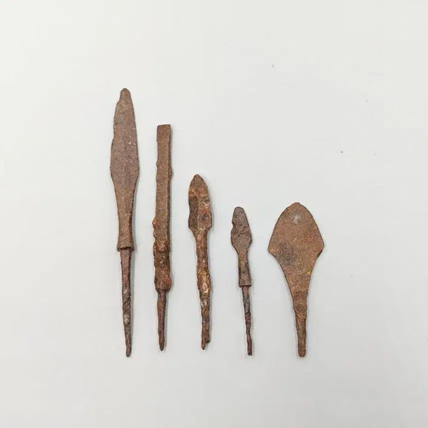 [BUNJANG] Ancient Iron Age Arrowheads (5-Piece Bundle) - Excavated Artifacts / 출토품 고대 철기 화살촉 5점 일괄 골동품 고미술품 수집품