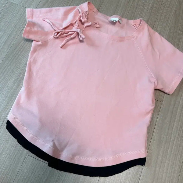 [BUNJANG] Partimento Ribbon Strap Layered Short Sleeve Tee - Pink / 파르티멘토 RIBBON STRAP LAYERED SHORT SLEEVE TEE_PINK