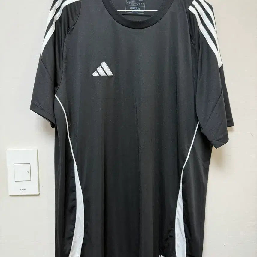 [BUNJANG] Adidas Training T-Shirt / 아디다스 트레이닝 반팔티