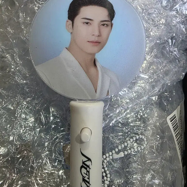 [BUNJANG] SEVENTEEN Mingyu Photobong Mini Photocard Light Keyring / 세븐틴 민규 포토봉미니 피켓 라이트 키링