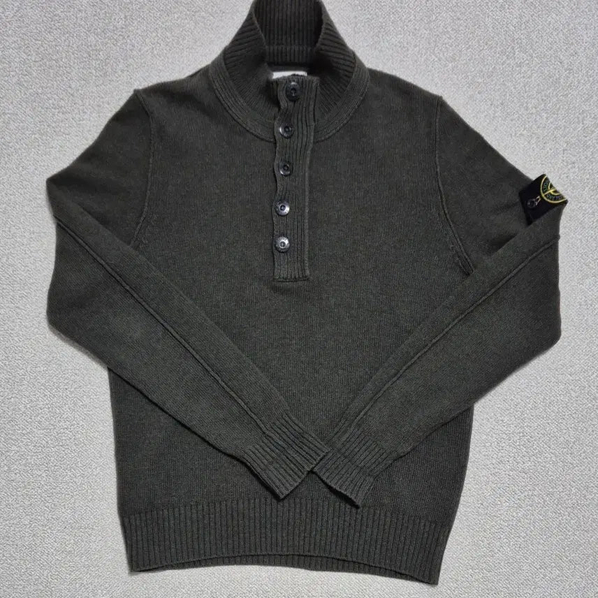 [BUNJANG] Stone Island Half-Zip Knit Sweater - Size M / 스톤아일랜드 반집업 니트