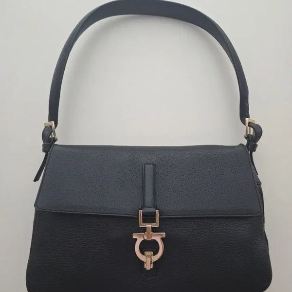 [BUNJANG] Ferragamo Gancini Classic Shoulder Bag / 페레가모 페라가모 ferragamo 클래식 간치니 숄더백
