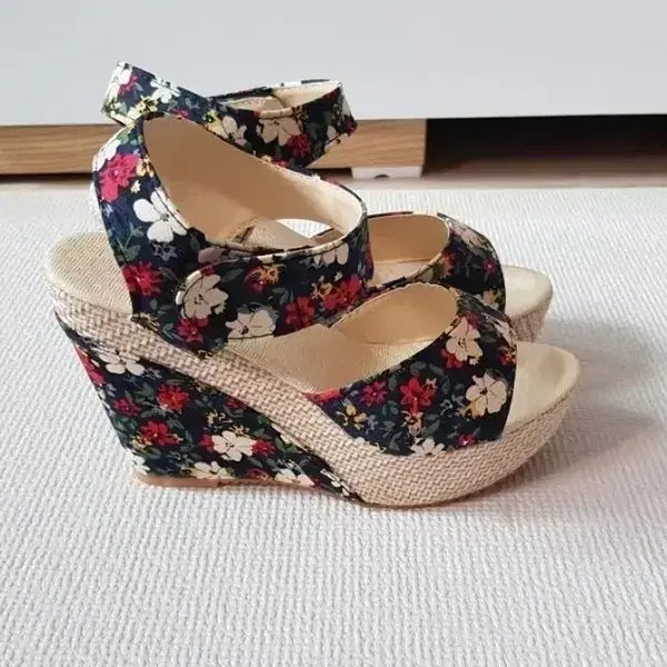 [BUNJANG] Floral Wedge Sandals / 꽃무늬 웨지 샌들