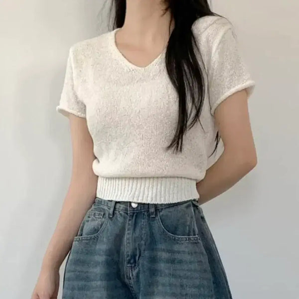 [BUNJANG] White Bouclé V-Neck Short-Sleeve Knit Top / 새제품)화이트 부클 브이넥 반팔 니트